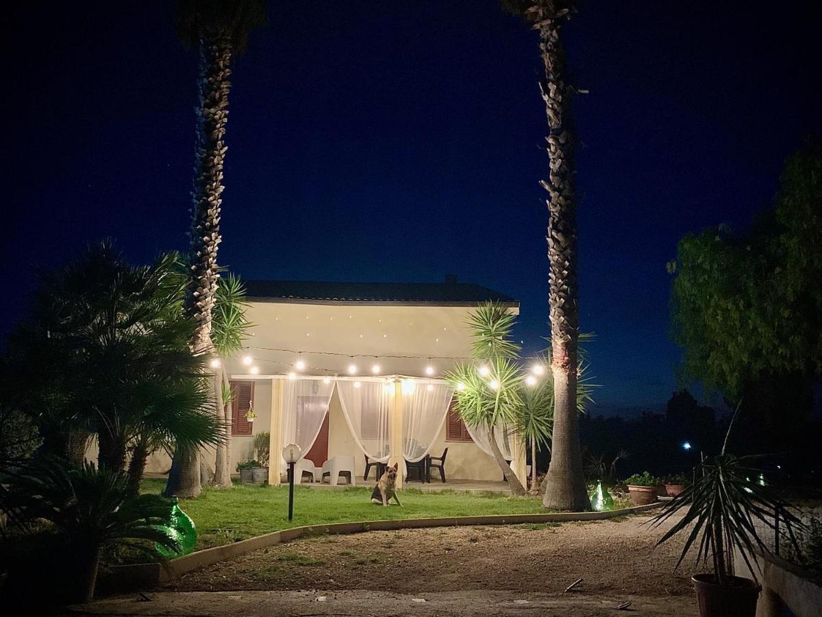 Borgo Casinello Villa มารินา ดิ พิสติชชี ภายนอก รูปภาพ